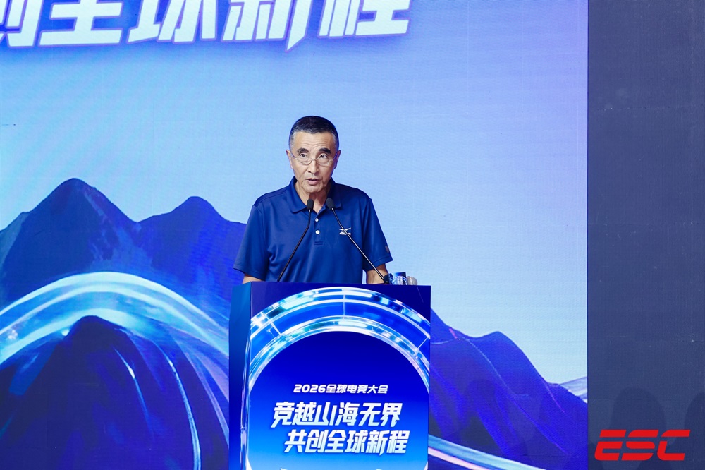 张毅君.jpg